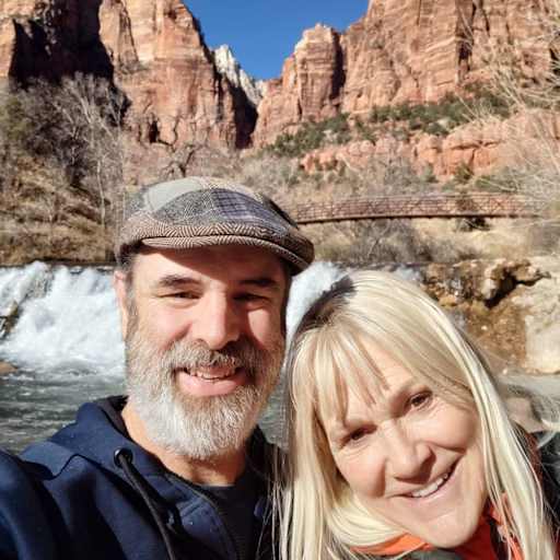 Profile image for pet sitters Karen E & David