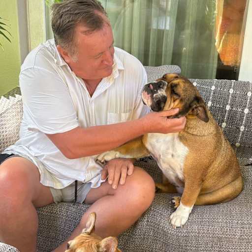 Profile image for pet sitters Konrad Labuschagne & Galina