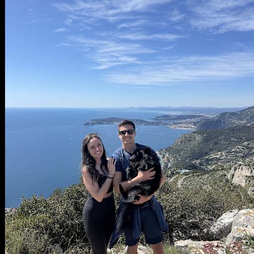 Profile image for pet sitters Mathis & Lara