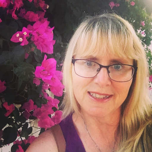 Profile image for pet sitter Lisa