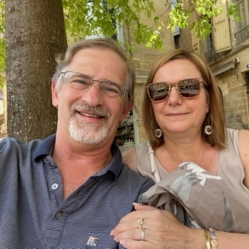 Profile image for pet sitters Evelyne & Richard