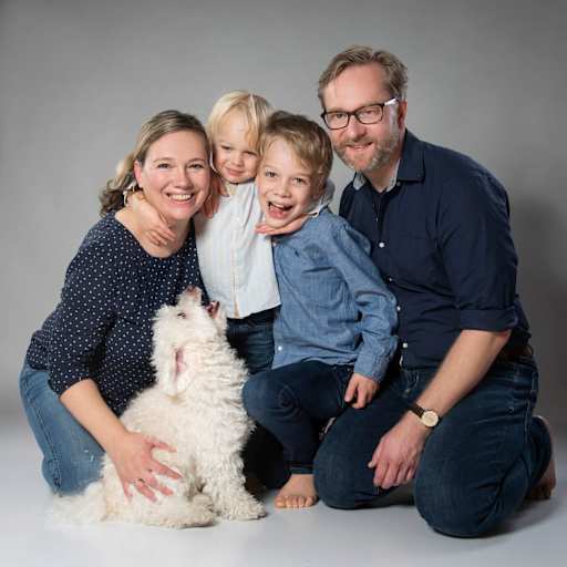 Profile image for pet sitters Christina & Nils