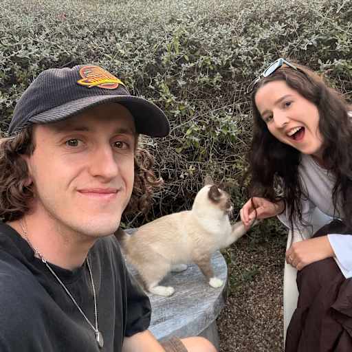 Profile image for pet sitters Deanna & Aidan