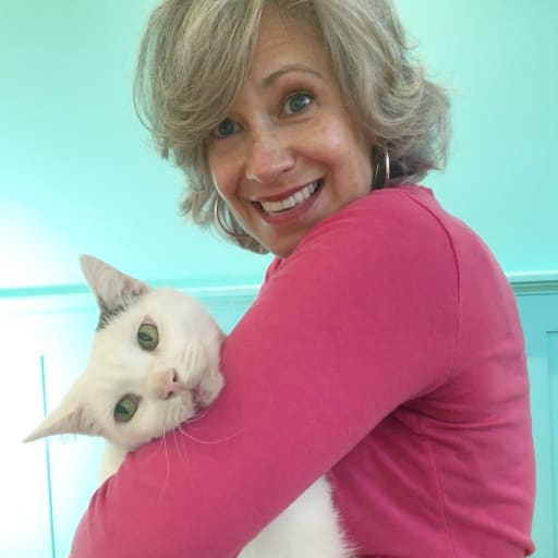 Profile image for pet sitter Elizabeth