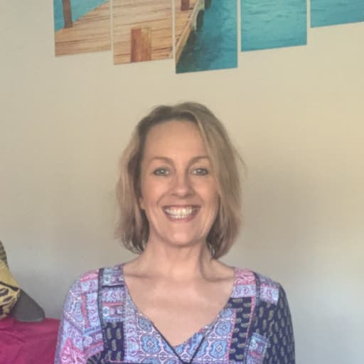 Profile image for pet sitter Rhonda