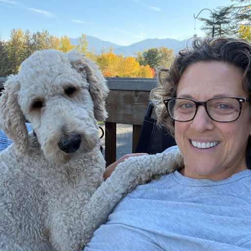 Profile image for pet sitter Camille