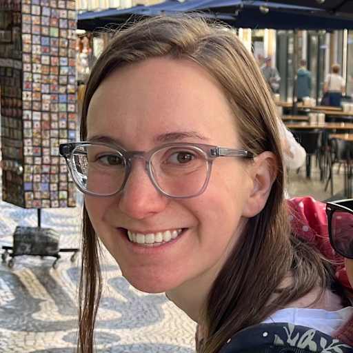 Profile image for pet sitters ERIN & Joseph