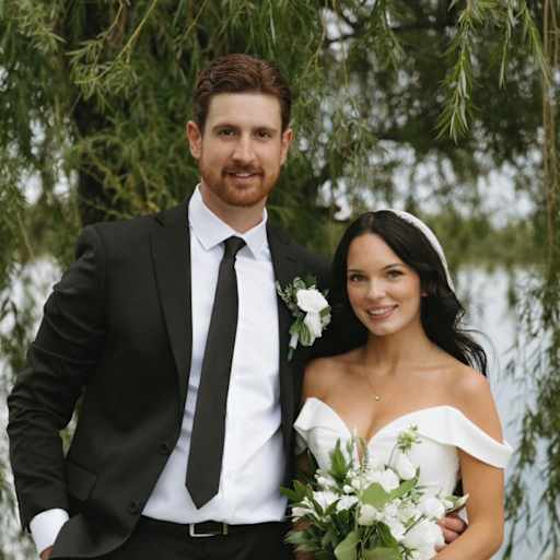 Profile image for pet sitters Tori & John