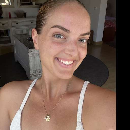 Profile image for pet sitter Maissane