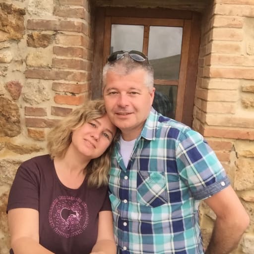 Profile image for pet sitters suzanne & Iain