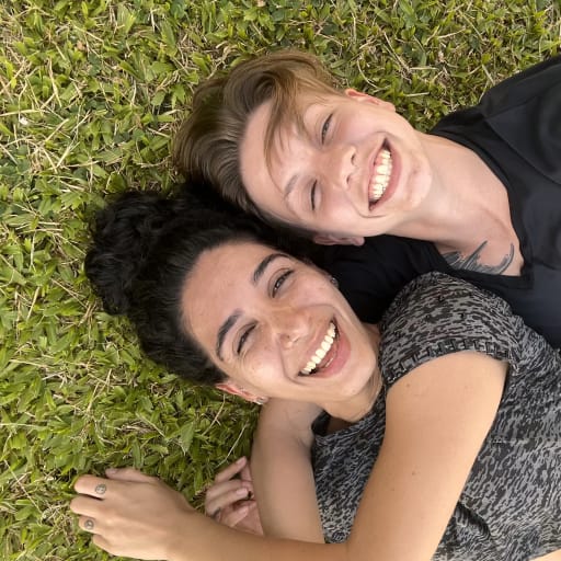 Profile image for pet sitters Letícia & Gabriela