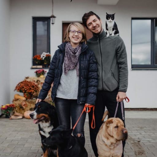 Profile image for pet sitters Ana-Cristina & Adrian Catalin