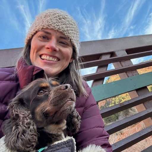 Profile image for pet sitters Holly & Brandon