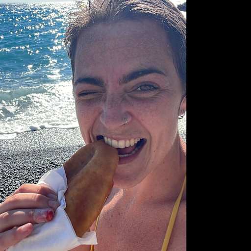Profile image for pet sitter Lucia