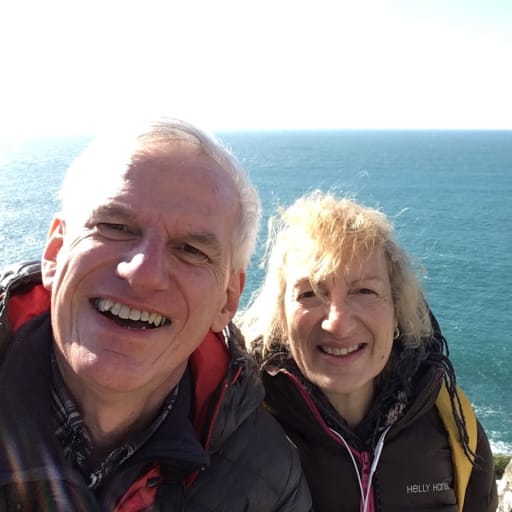 Profile image for pet sitters MICHAEL & Pam 