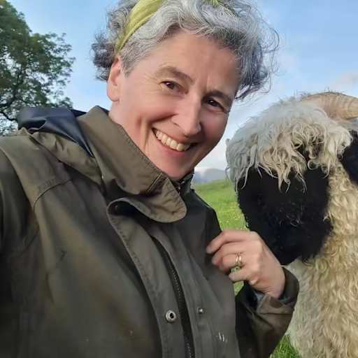 Profile image for pet sitters Alexandra Burch & Chris