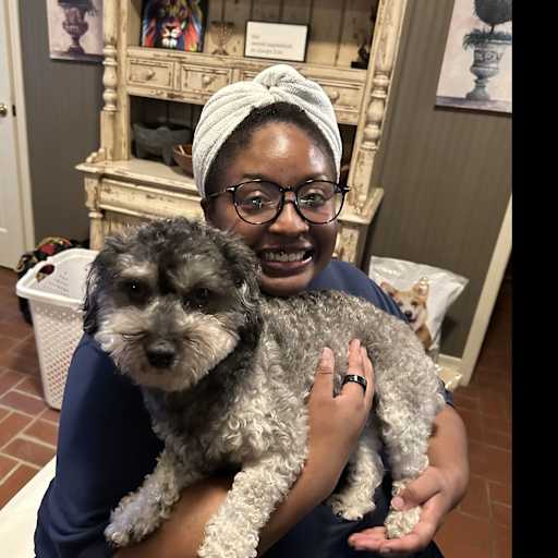 Profile image for pet sitter Genesis