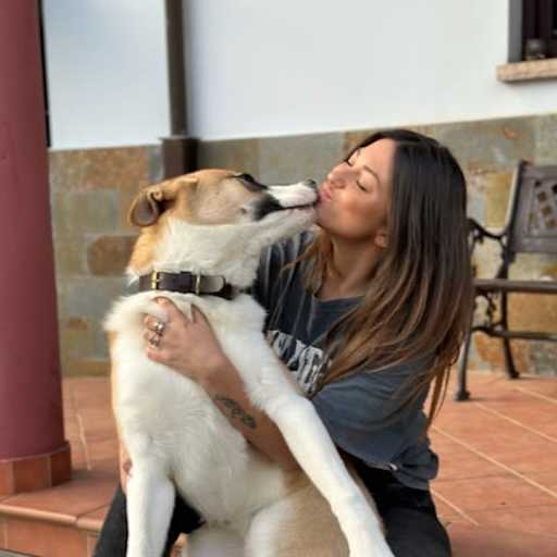 Profile image for pet sitter Andrea