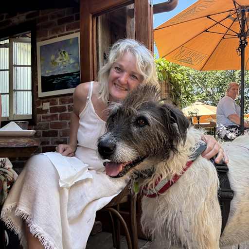 Profile image for pet sitter Ceri