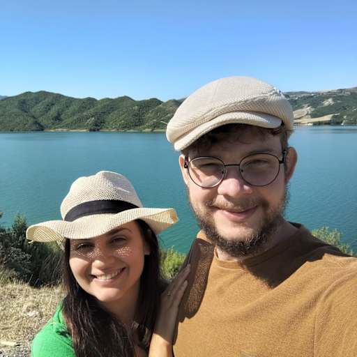 Profile image for pet sitters Isidora & Nícolas Guilherme