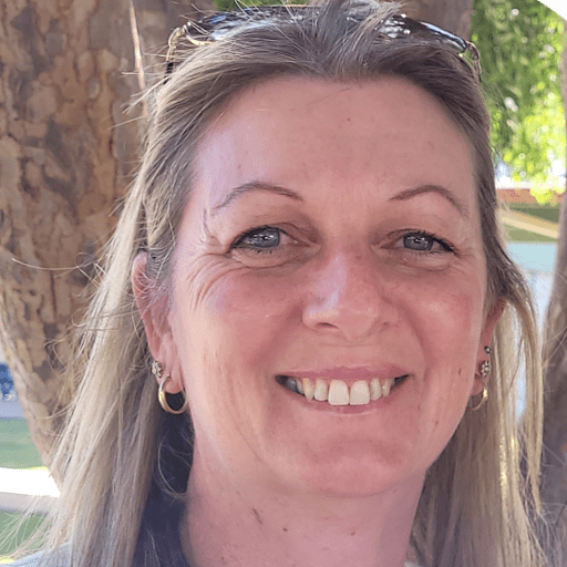 Profile image for pet sitter Debbie