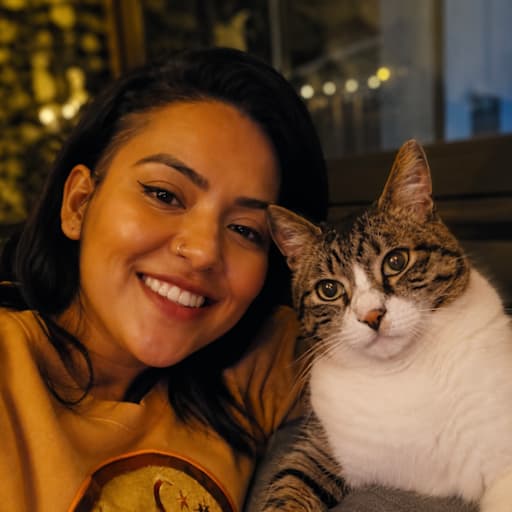 Profile image for pet sitters FATIMA & Tamara