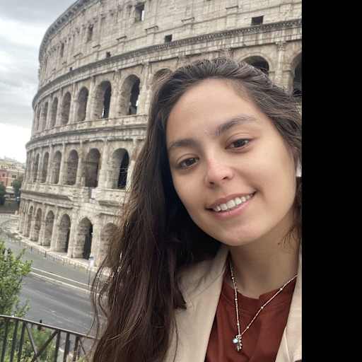 Profile image for pet sitter Julia