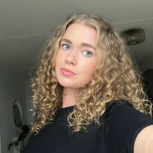 Profile image for pet sitter Leonie