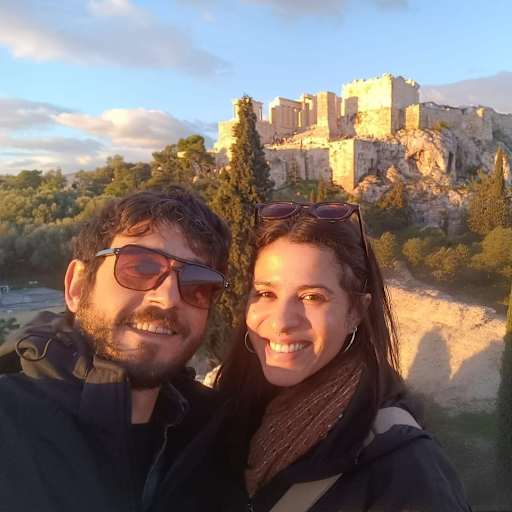 Profile image for pet sitters Aline Gabriella & Giovanni