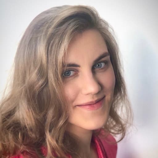 Profile image for pet sitter Anna