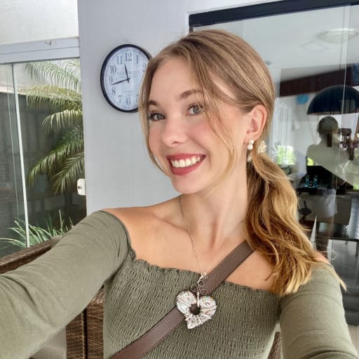 Profile image for pet sitter Minna