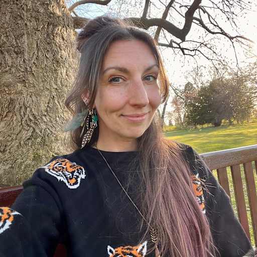 Profile image for pet sitter Lisa