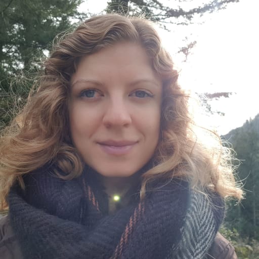 Profile image for pet sitter Caroline