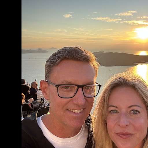Profile image for pet sitters Tracy & Robert