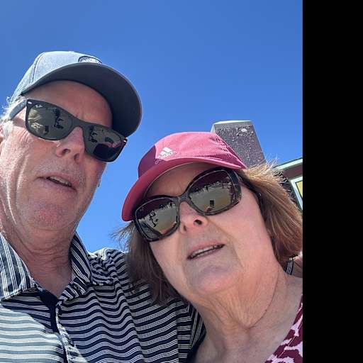 Profile image for pet sitters Karen & Jeff