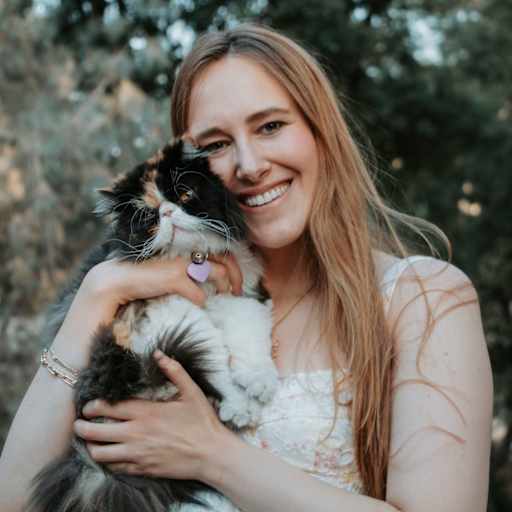 Profile image for pet sitter Ana Paula