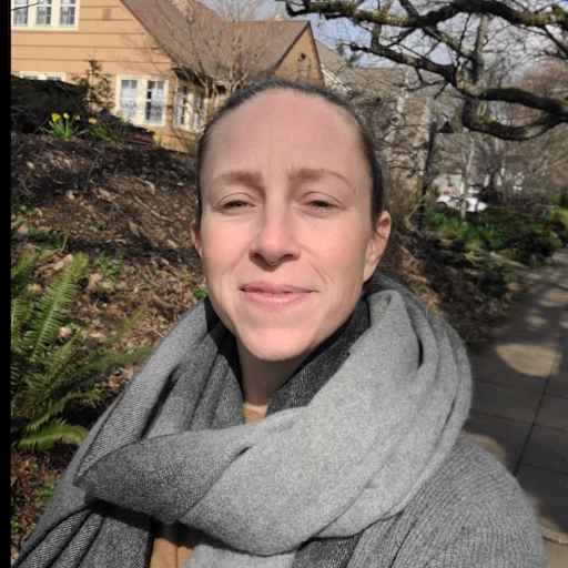 Profile image for pet sitter erin