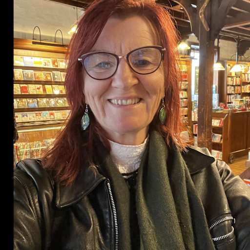 Profile image for pet sitters Catherine & David 