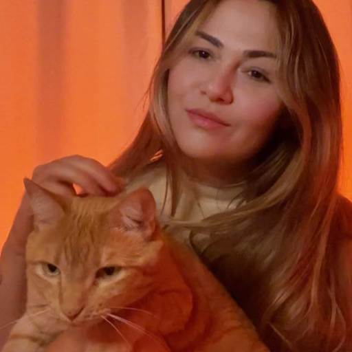 Profile image for pet sitter Denise Gabriela