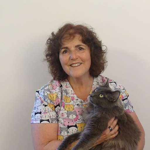 Profile image for pet sitters Mimi & Frank