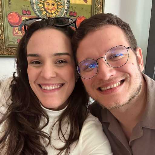 Profile image for pet sitters Isabelle & Daniel