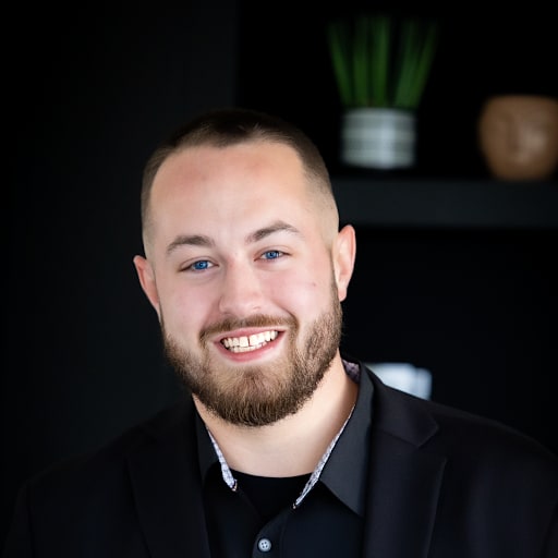 Profile image for pet sitter Travis