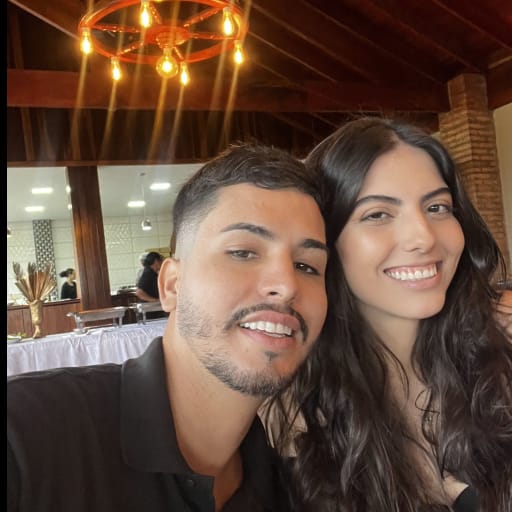 Profile image for pet sitters Julia & Vitor