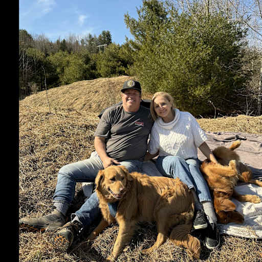 Profile image for pet sitters William & Lori