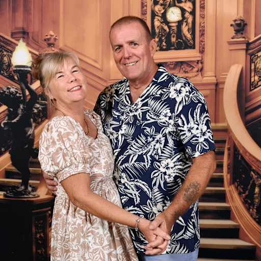 Profile image for pet sitters Tracey & Kim