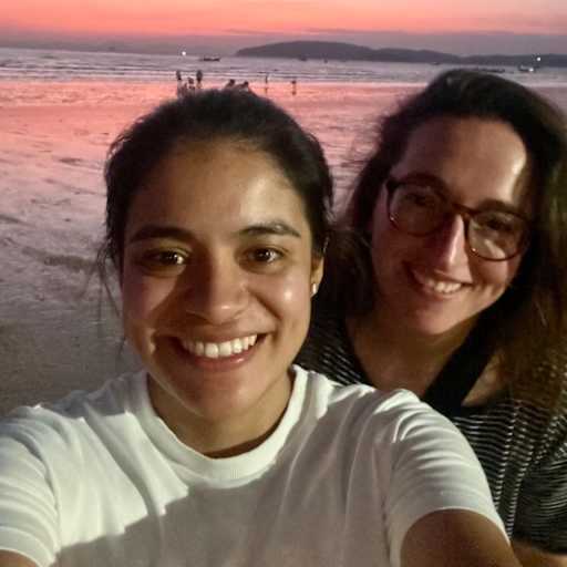 Profile image for pet sitters Iris & Yareli