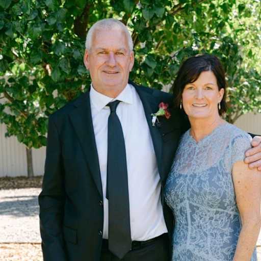 Profile image for pet sitters Julie & Sean