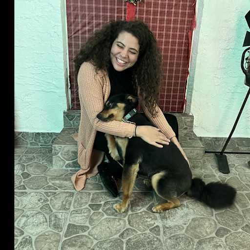 Profile image for pet sitter Loany