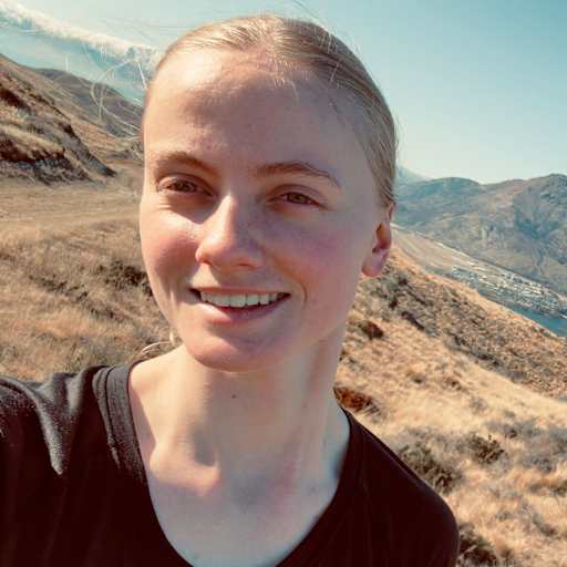 Profile image for pet sitter Ashlee