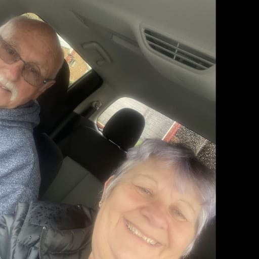 Profile image for pet sitter Anthea  and Wayne